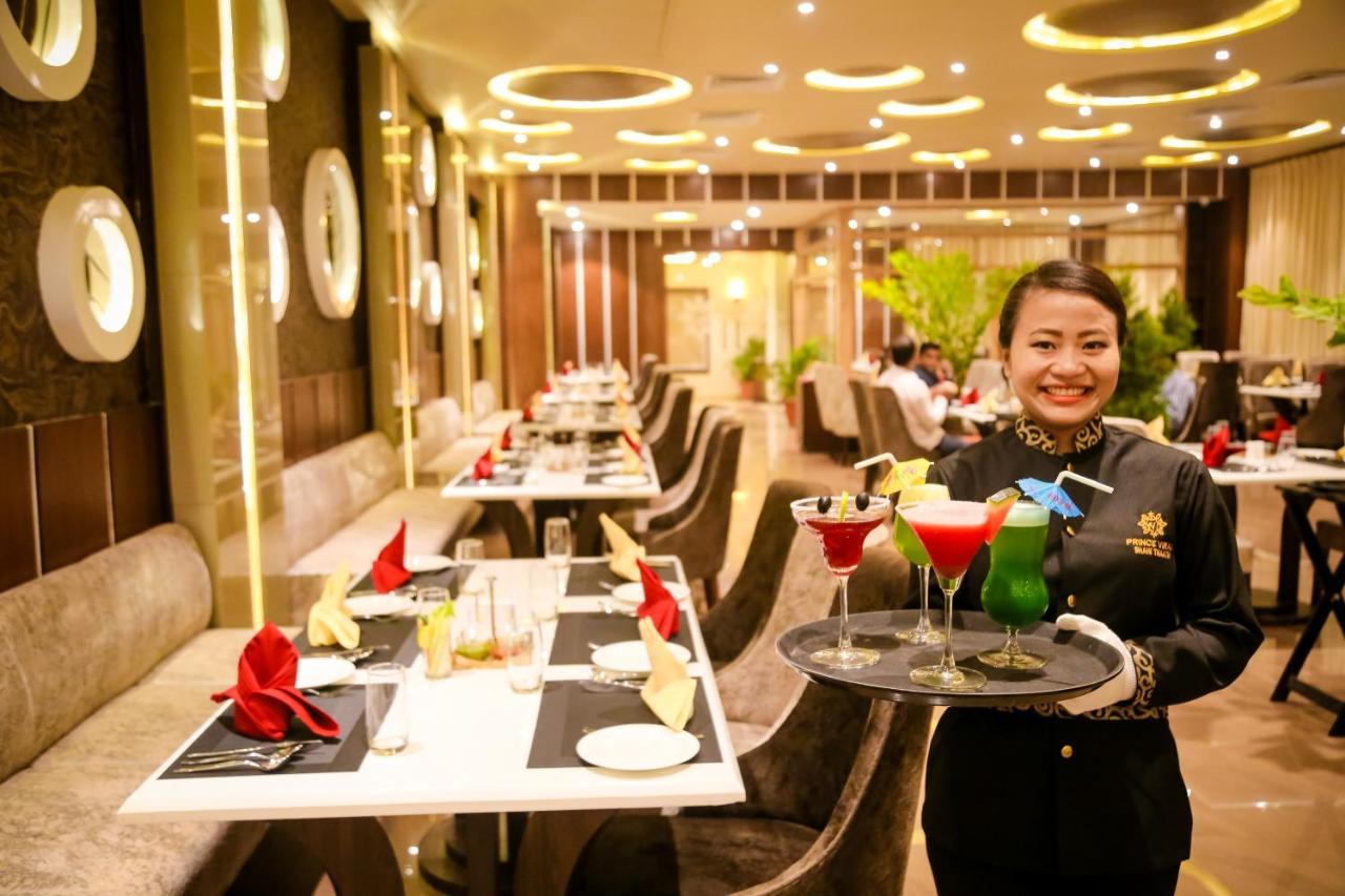 Hotel Prince Viraj 자발푸르 외부 사진